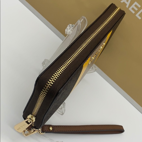 MICHAEL KORS JET SET TRAVEL LG TRVL CONTINENTAL - Picture 5 of 16